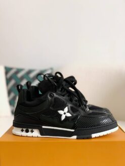 L.V.T. Skate Black Sneakers